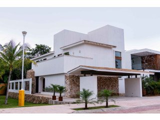 Arecas 19: Residencia Mediterránea en Lagos del Sol - Cancún